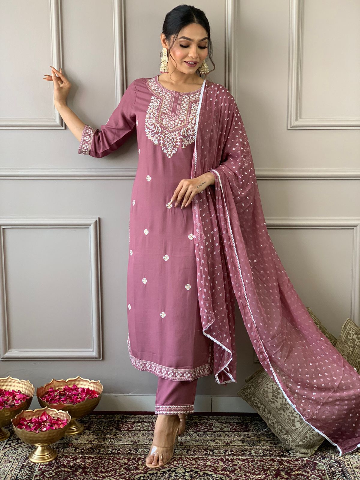 Beautiful party wear embroidery kurta pent set