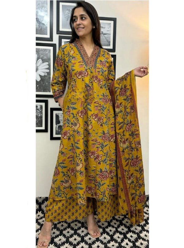 Saurabh women's floral printed A line kurta